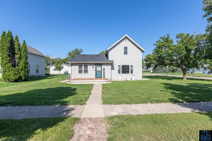 Property Photo: 521 Beall Street IA 51055