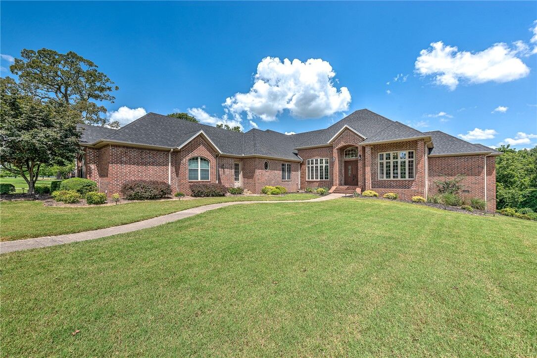 Property Photo: 10951 Kennesaw Drive AR 72712