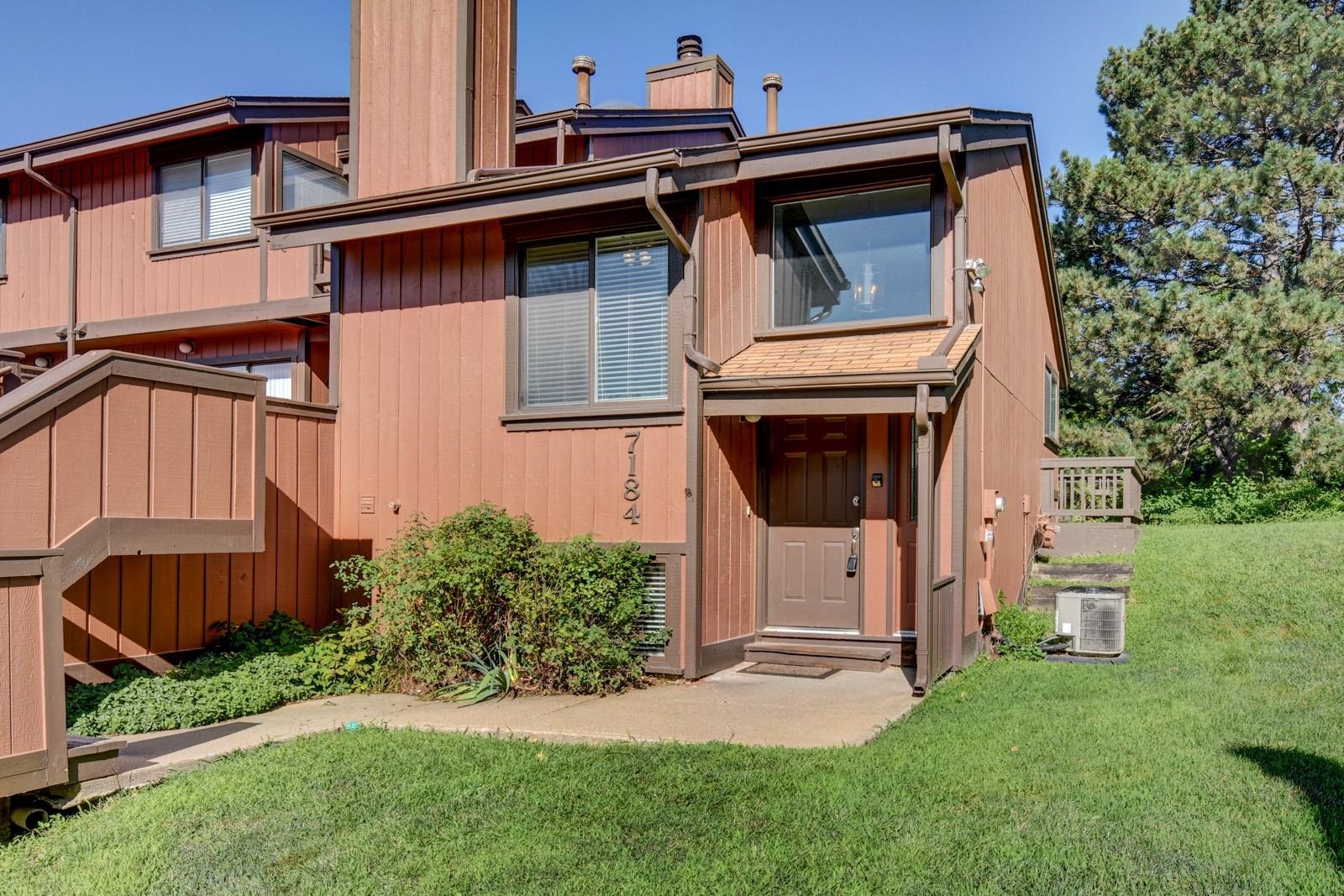 7184 N 78th Court  Omaha NE 68122 photo