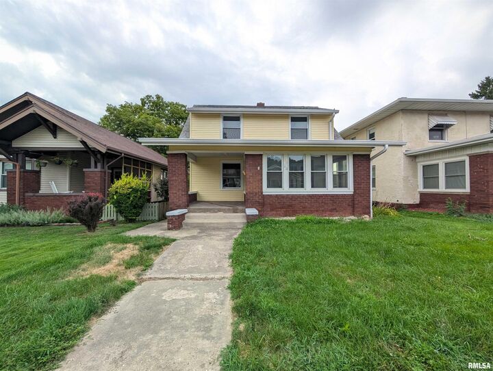 Property Photo:  5914 Madison Street  IL 61607 