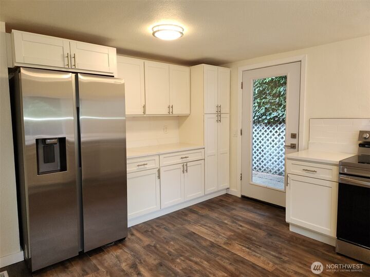 Property Photo: 2040 NW 196th Street WA 98177