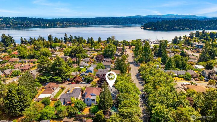 Property Photo: 4233 48th Avenue S WA 98118