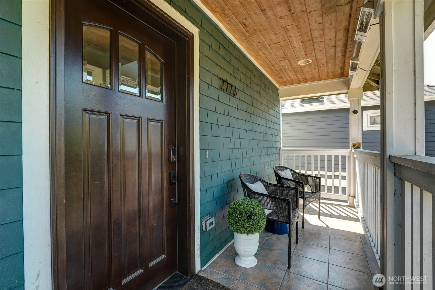 Property Photo: 2723 S King St WA 98144