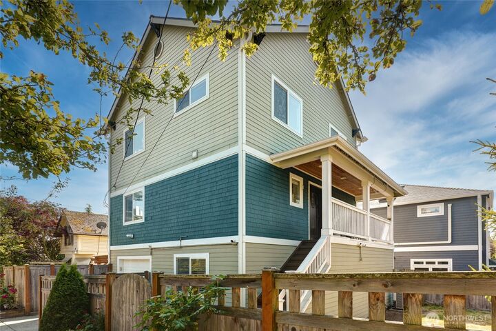 Property Photo:  2723 S King St  WA 98144 