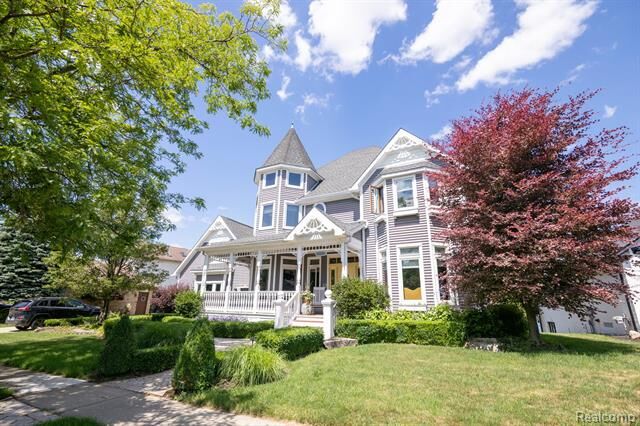 Property Photo:  51244 Forster Lane  MI 48316 