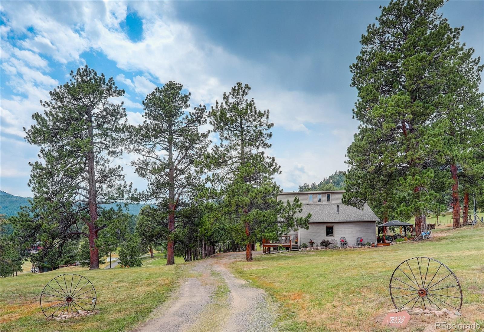 Property Photo:  7033 Silverhorn Drive  CO 80439 