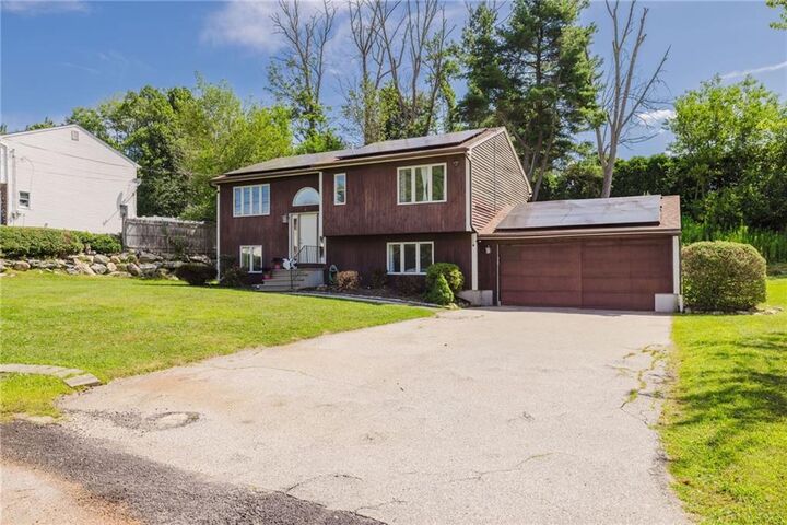 1 Lee Ann Drive  Johnston RI 02919 photo