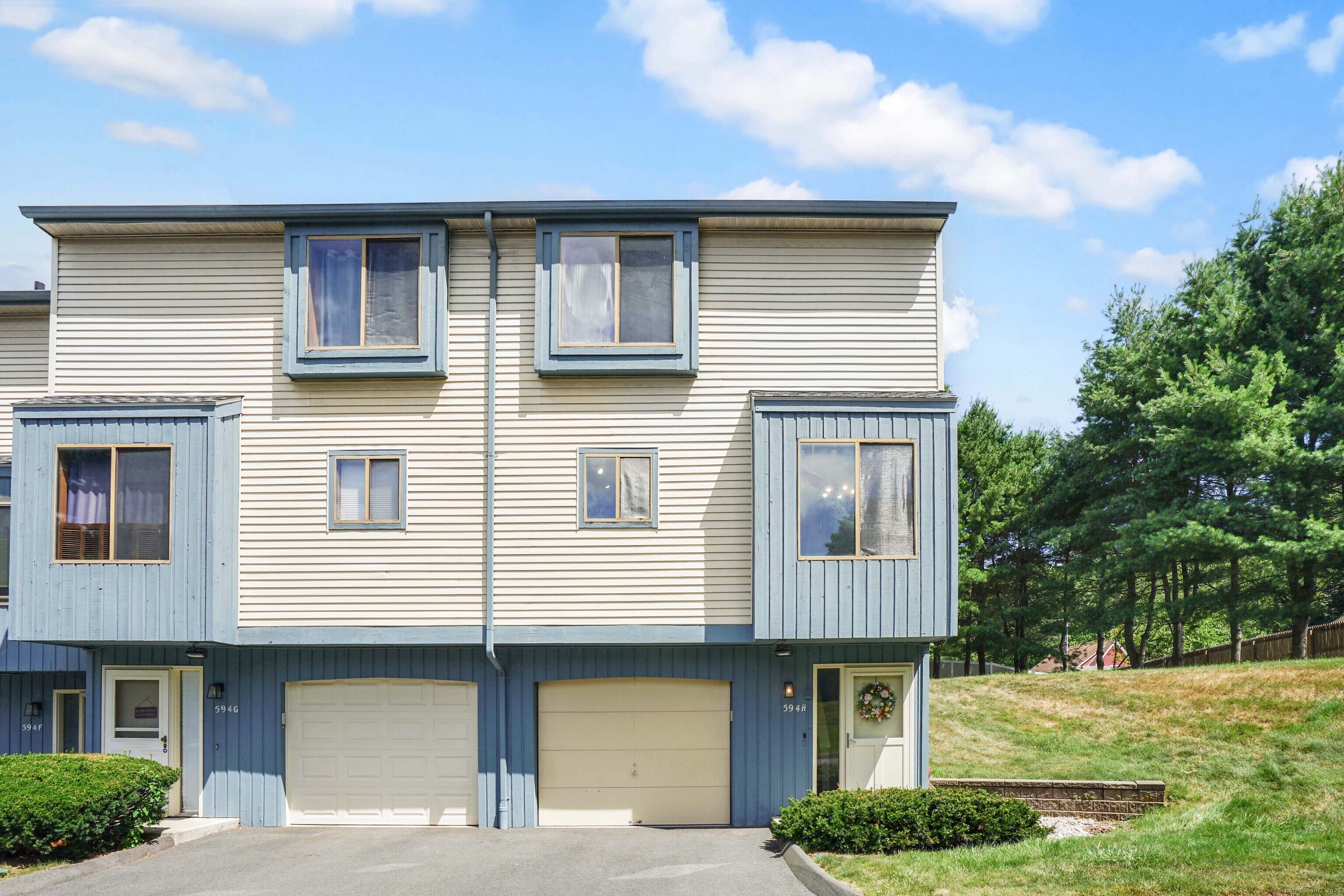 Property Photo: 594 East Center Street H CT 06040