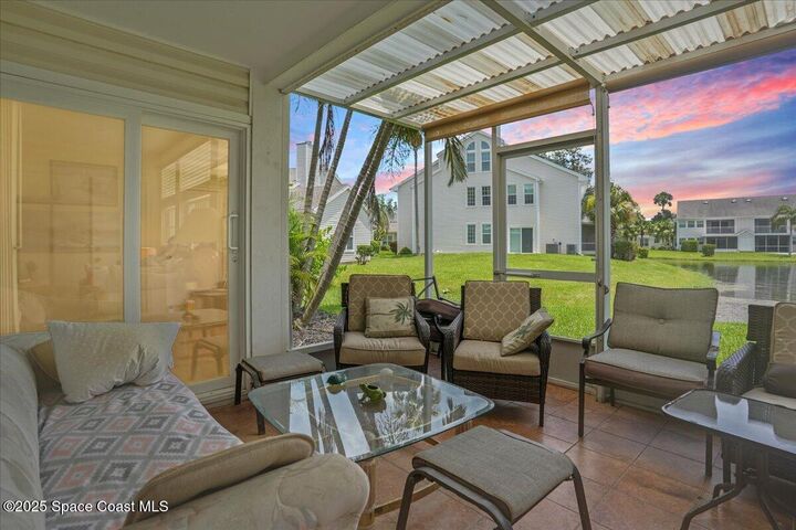 Property Photo: 1940 Winchester Circle FL 32966