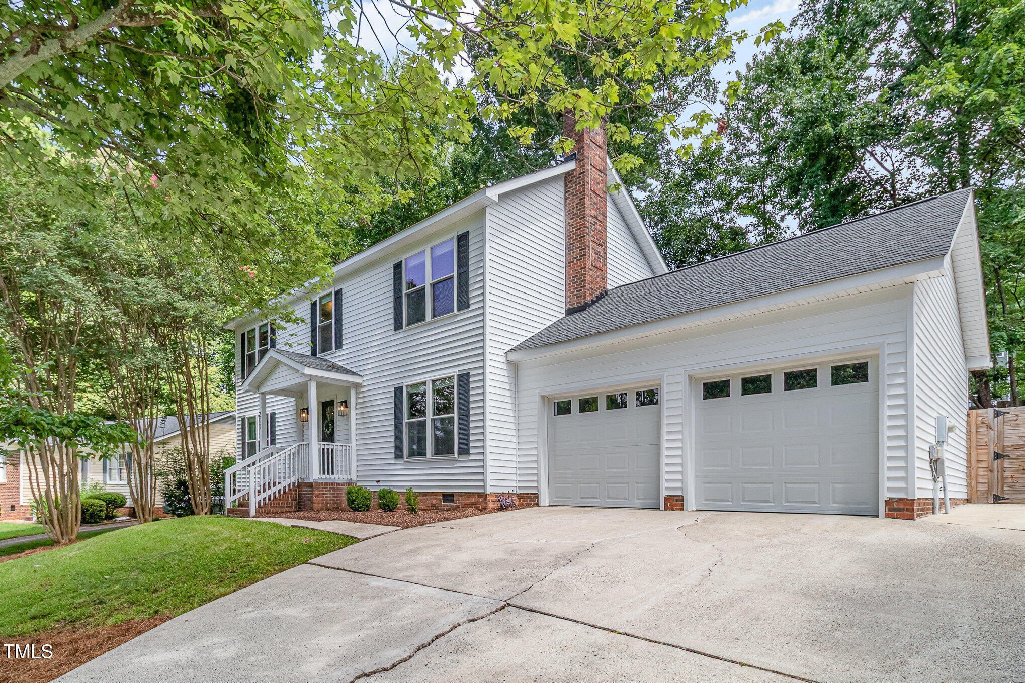 Property Photo: 211 Wyatts Pond Lane NC 27513