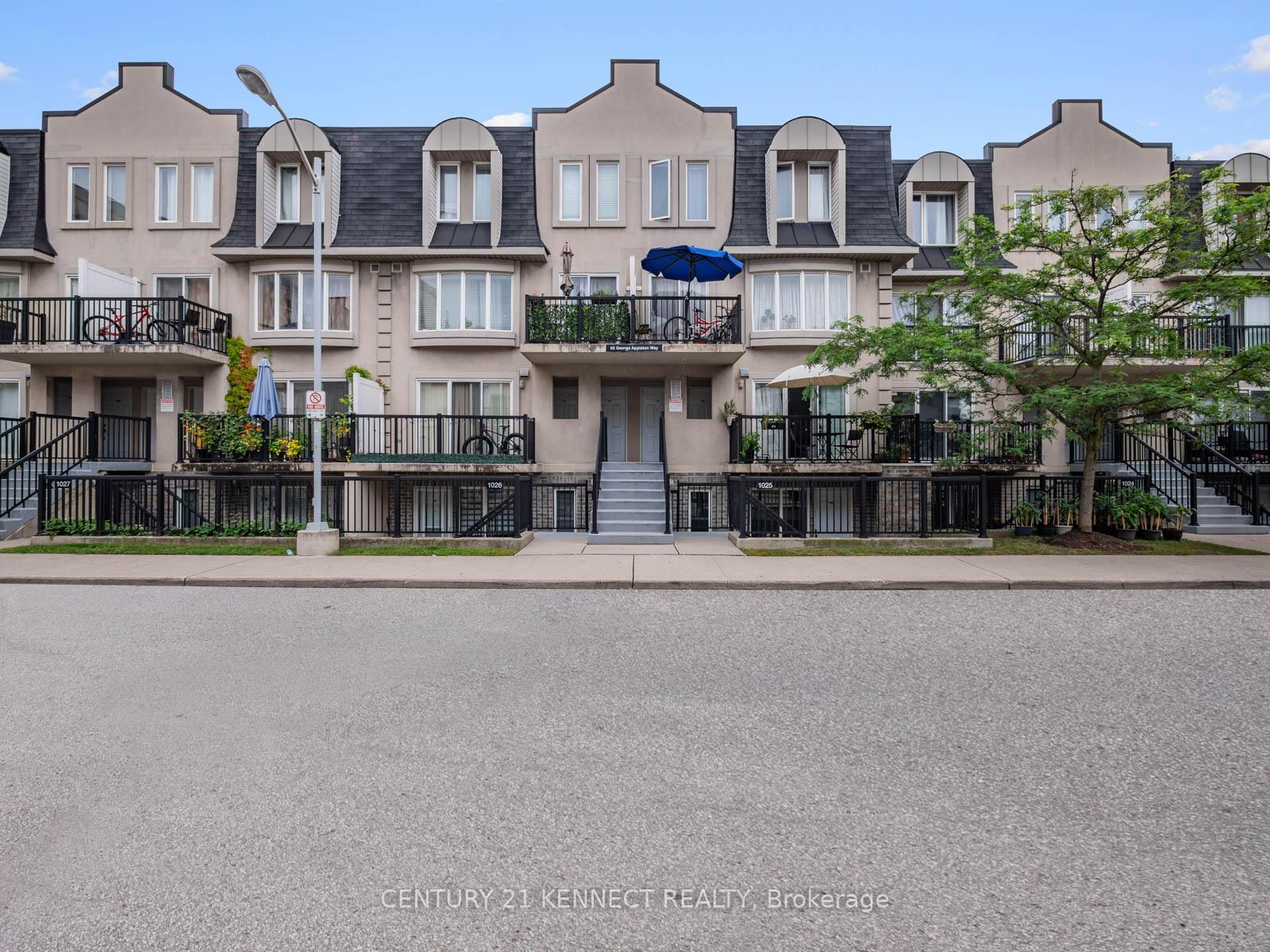 Photo de la propriété:  65 George Appleton Way 2075  ON M3M 2E9 