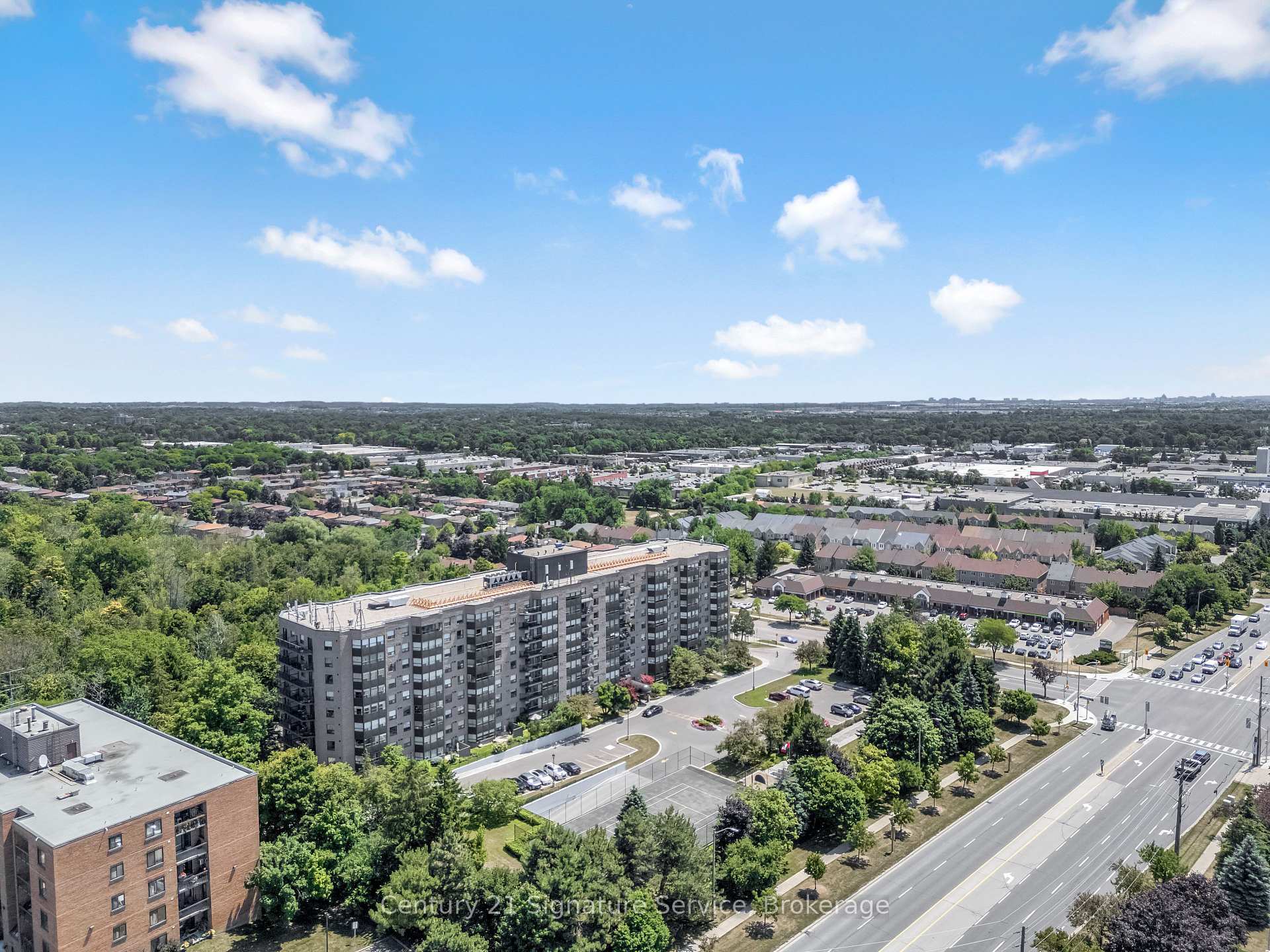 Photo de la propriété:  2 Raymerville Drive 814  ON L3P 7N7 