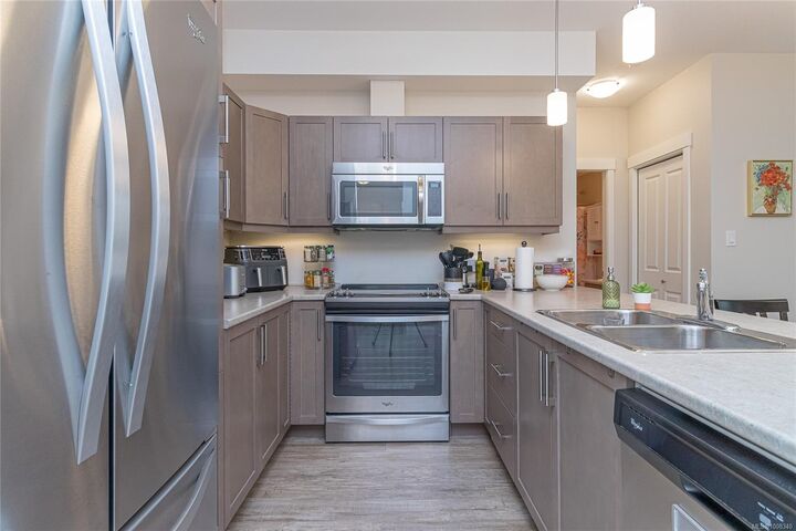 Property Photo: 1900 Tulsa Rd 309 BC V9S 0C2