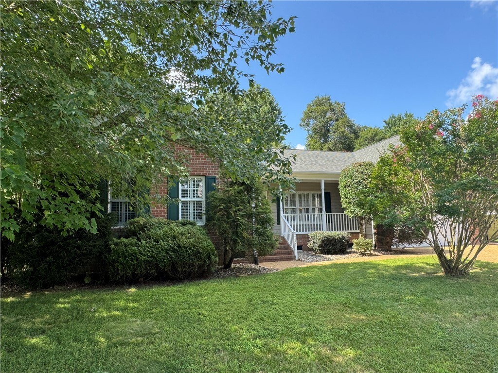 Property Photo: 3741 Cherry Walk VA 23188
