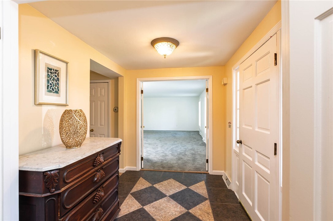 Property Photo: 1910 Overland Ct PA 15101
