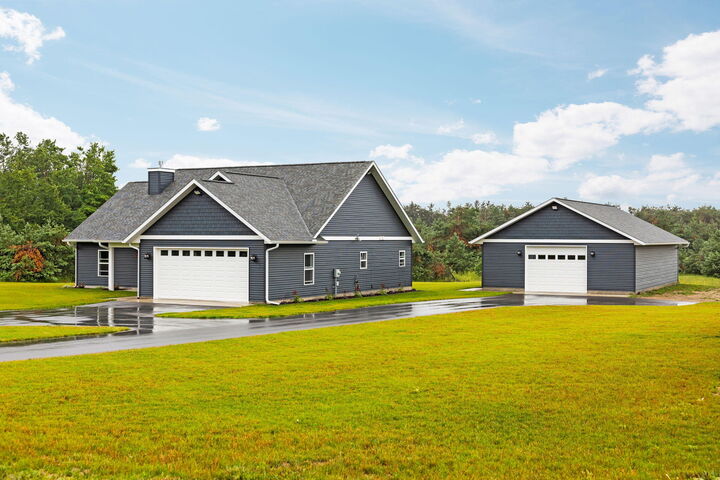 2768 Soaring Drive  Gaylord MI 49735 photo