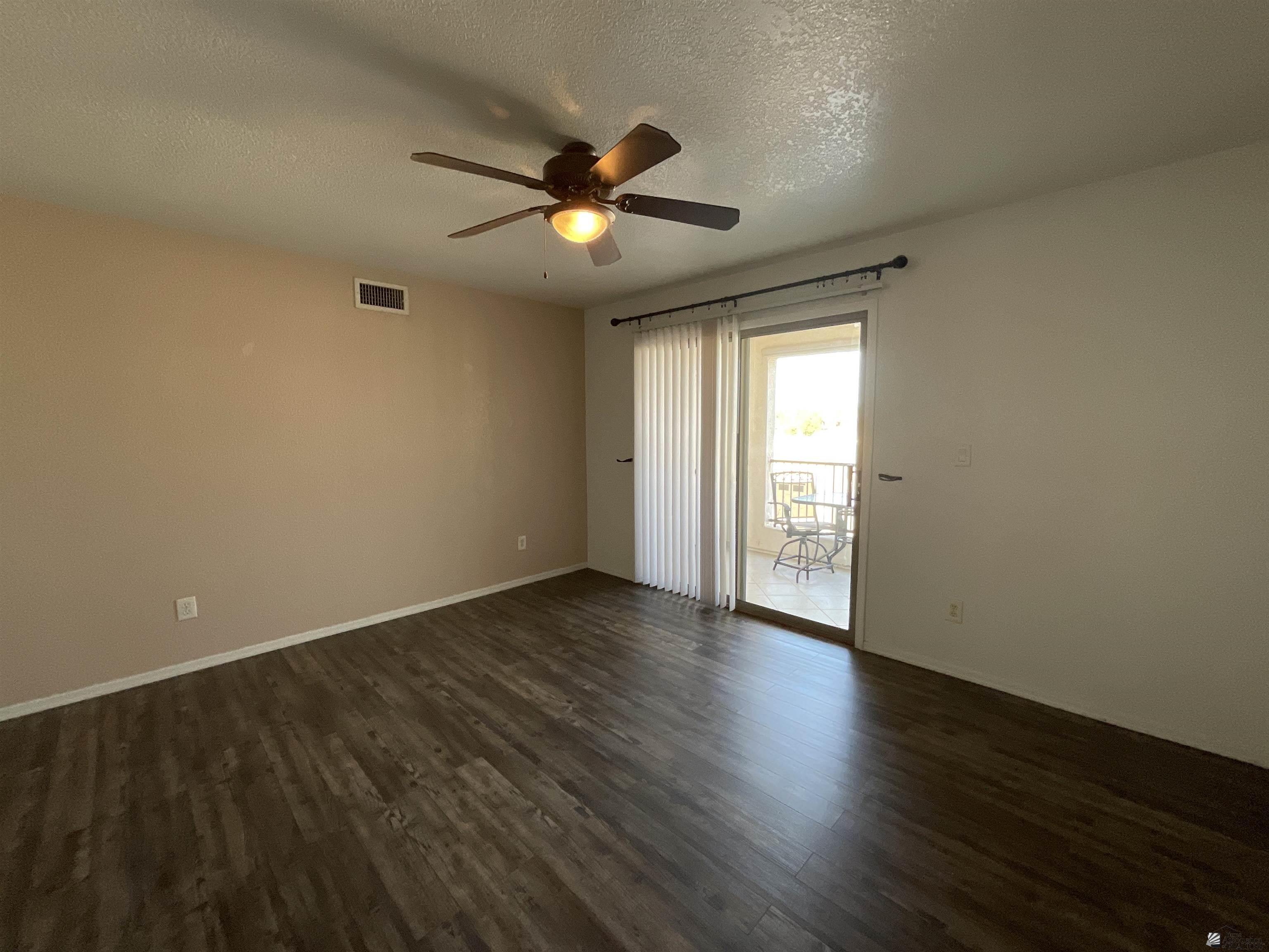 Property Photo: 29217 Sage Ave C-207 AZ 85356