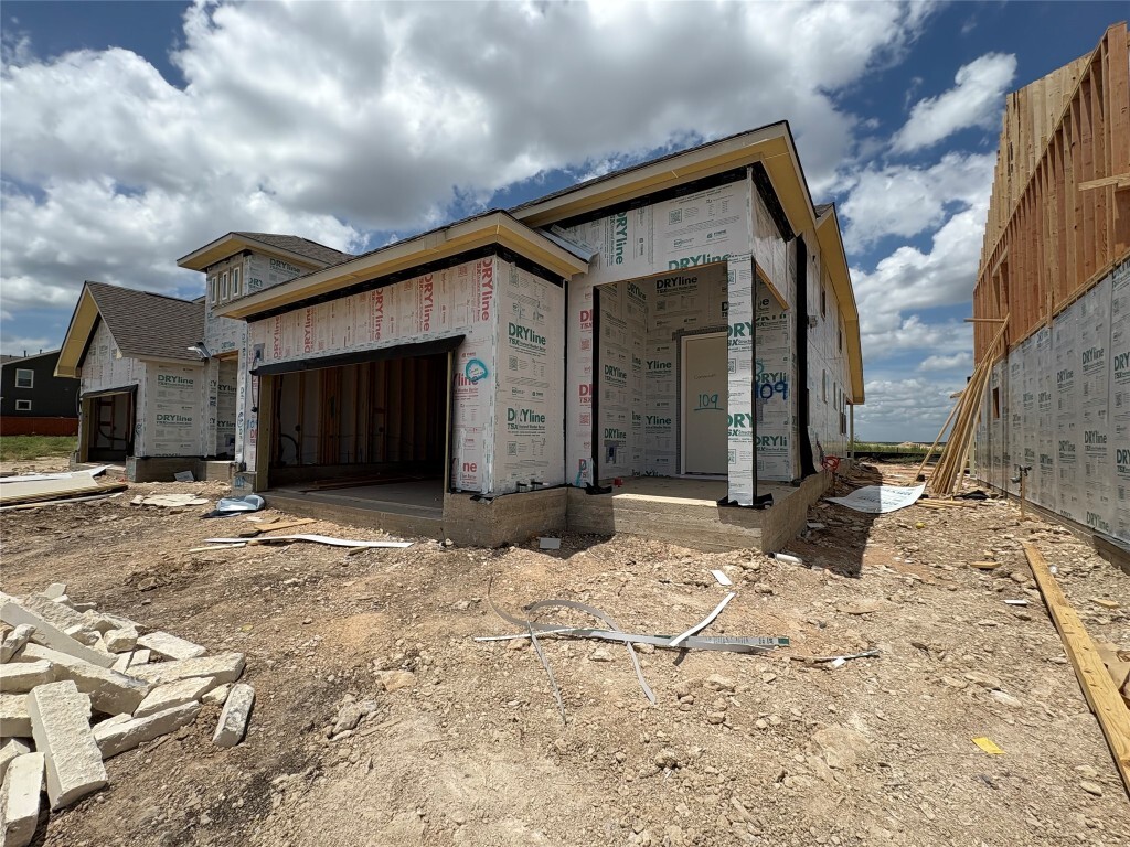 Property Photo:  109 Clover Bend  TX 78642 