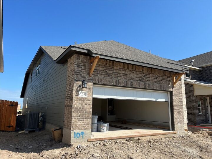 Property Photo: 109 Clover Bend TX 78642