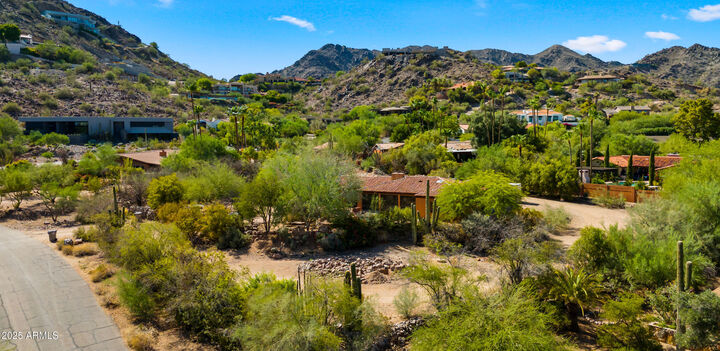 Property Photo:  4510 E Pepper Tree Lane 14  AZ 85253 