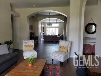 Property Photo: 10918 Rosslyn Lane CA 93311