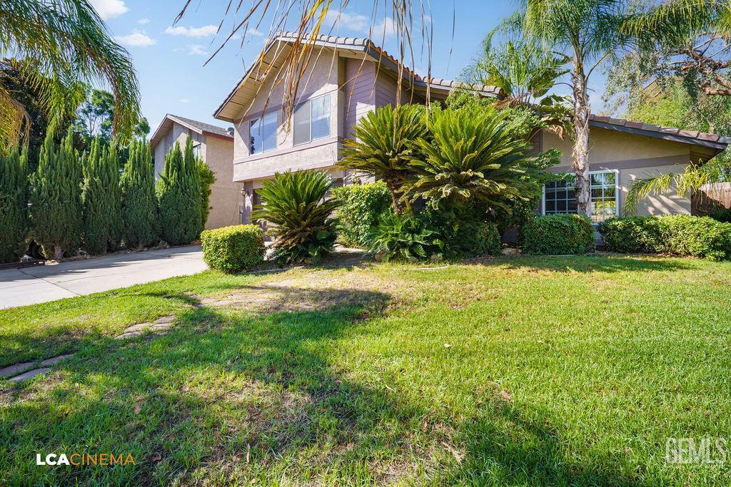 Property Photo: 5201 Pla Vada Drive CA 93306
