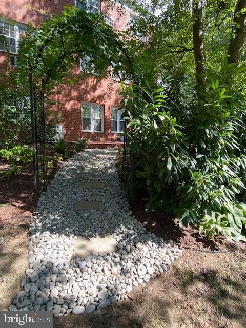 Property Photo: 3325 Valley Drive VA 22302