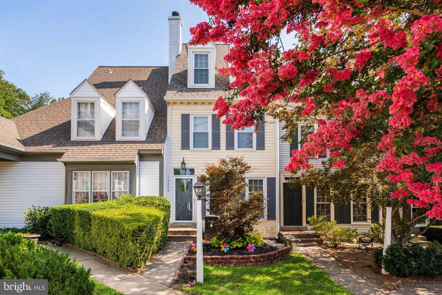 Property Photo: 12849 Mill House Court VA 22192