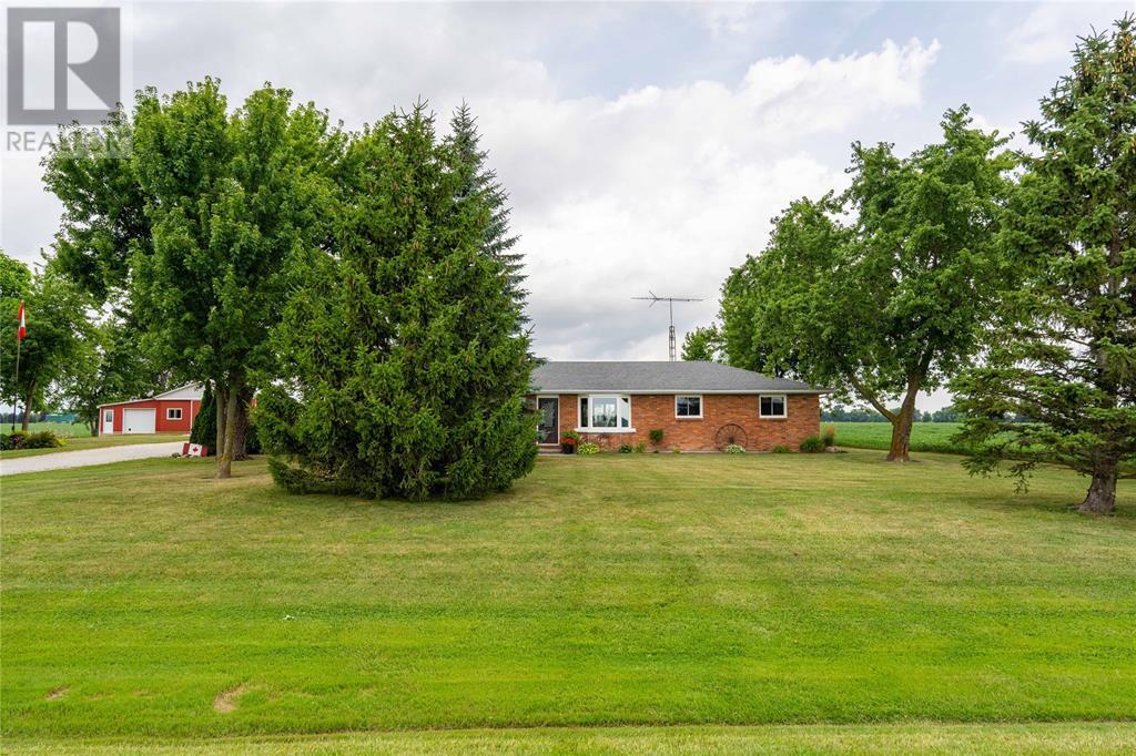 Photo de la propriété: 3736 Kent Line ON N0P 1M0