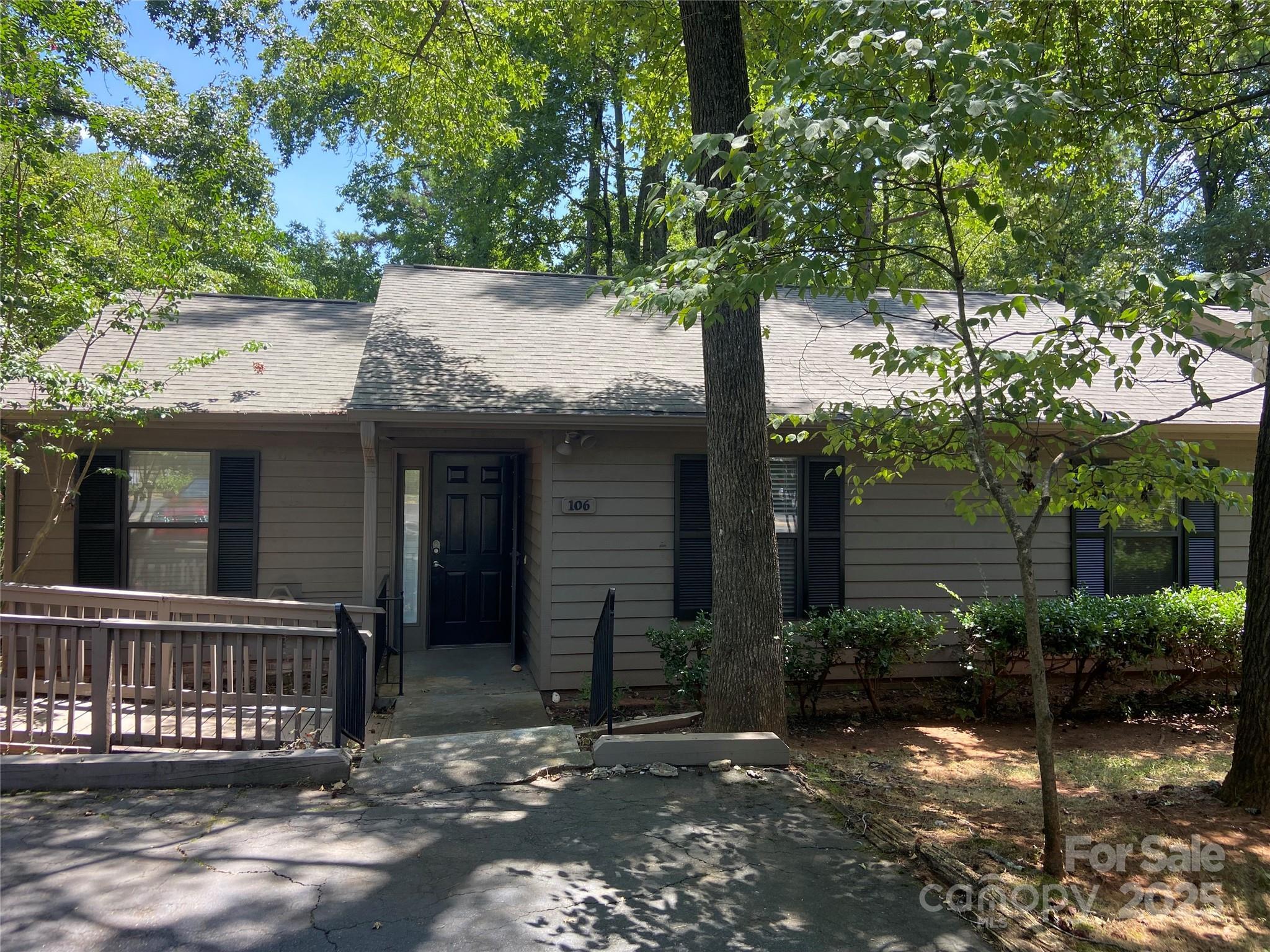 Property Photo: 106 Cedar Hollow Drive SC 29715