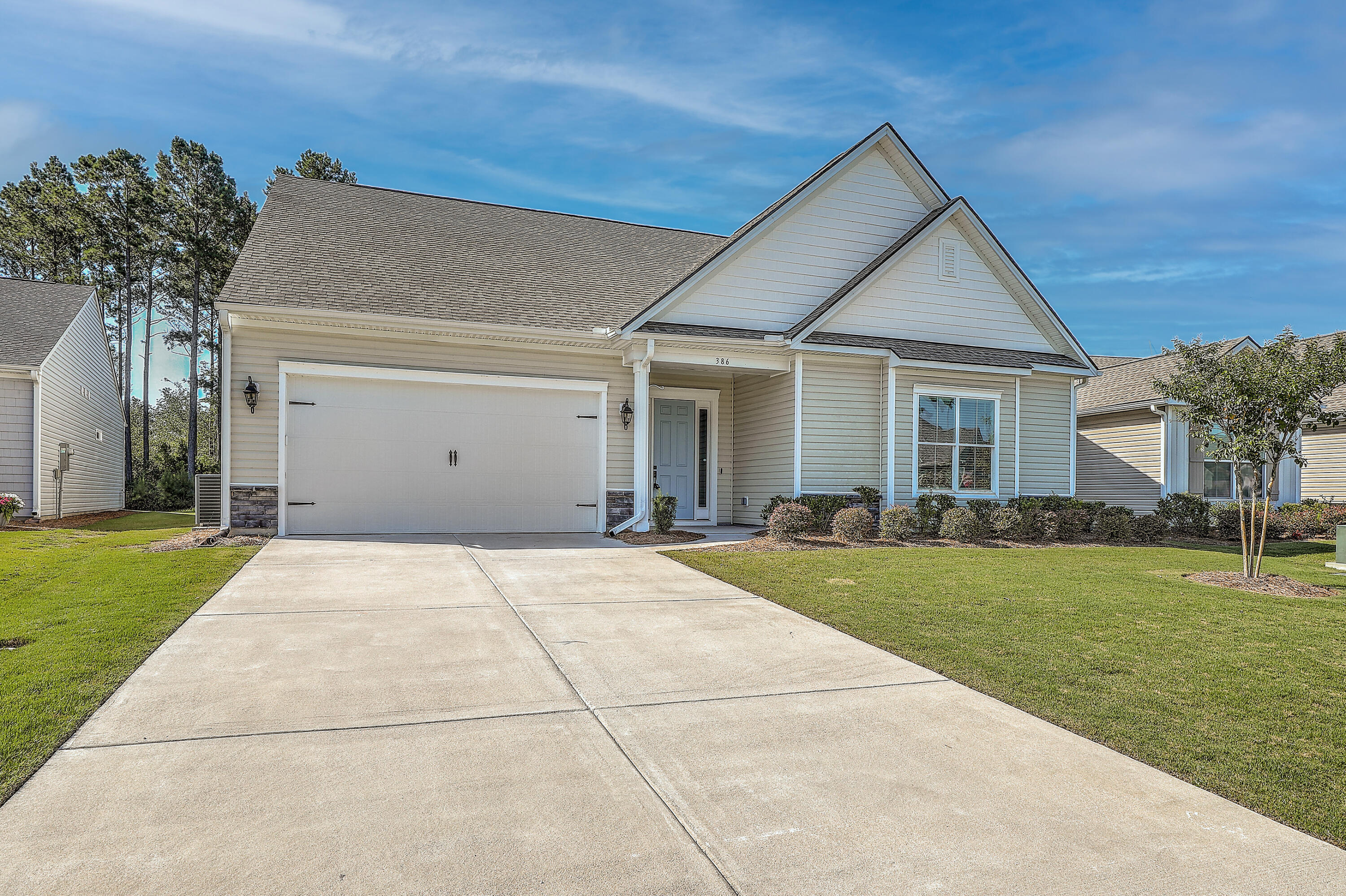 Property Photo: 386 Tupelo Lake Drive SC 29486