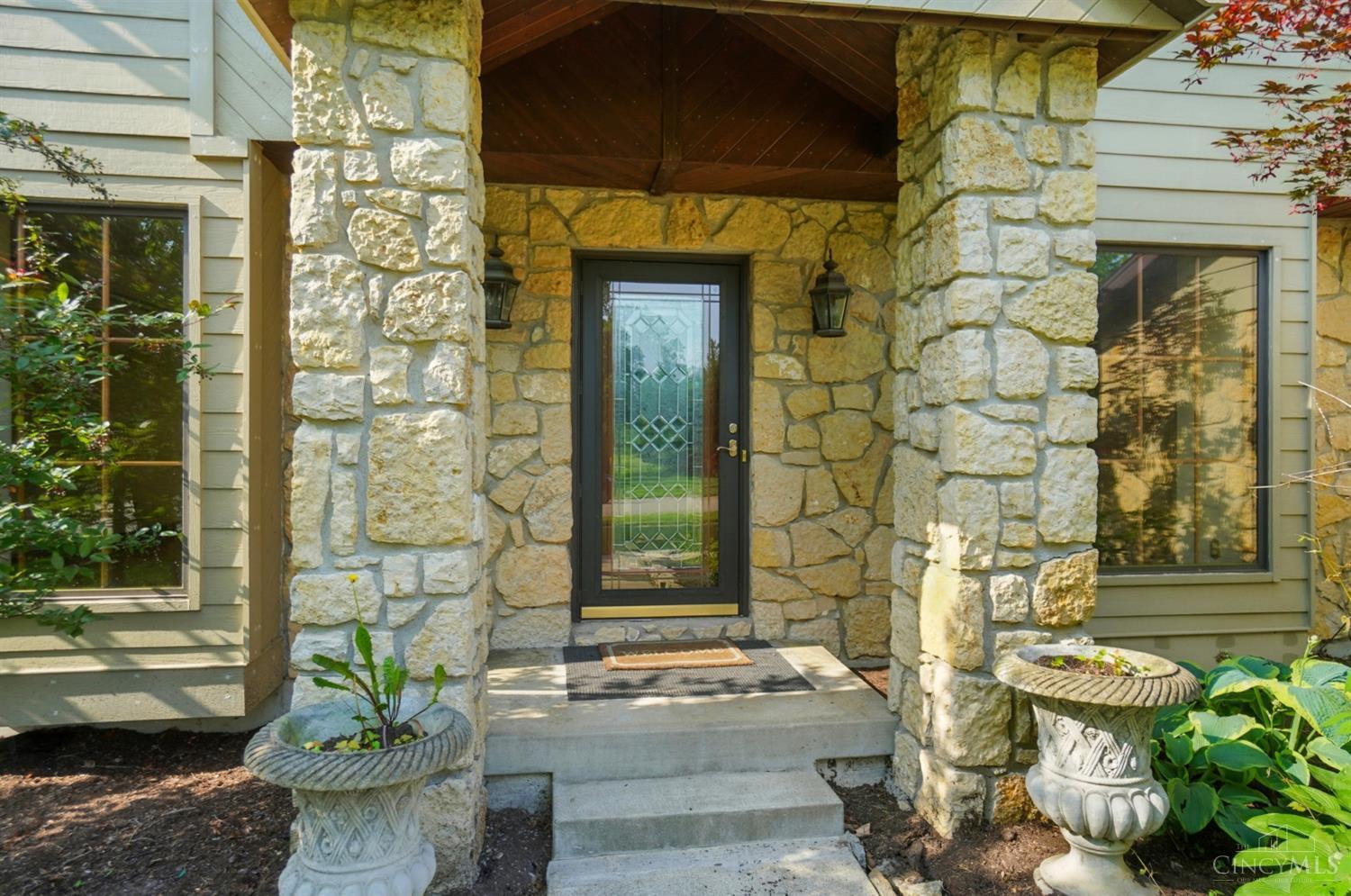 Property Photo:  947 Broadview Drive  OH 45014 