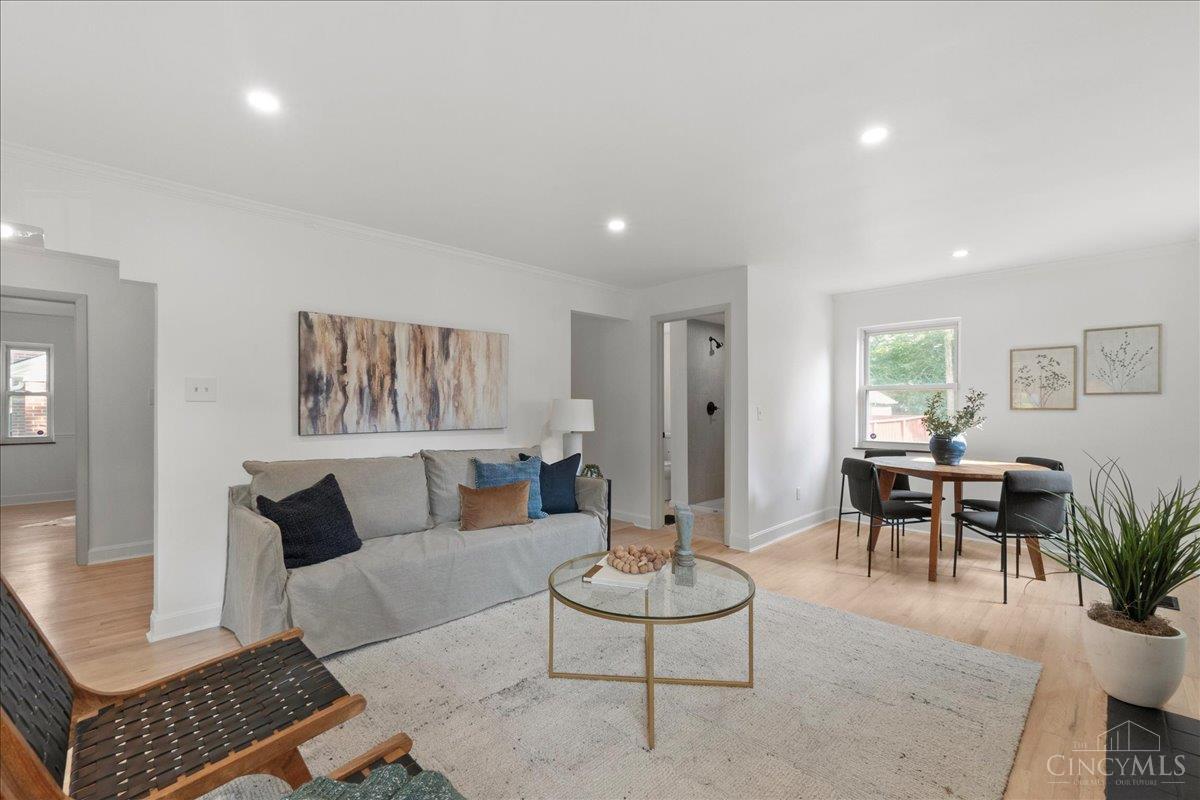 Property Photo: 4951 Heuwerth Avenue OH 45238