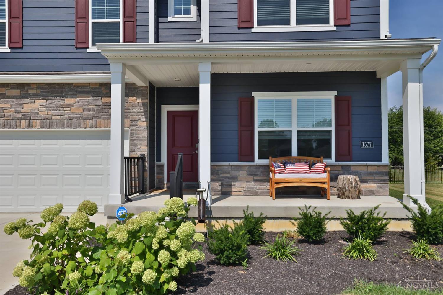 Property Photo: 1577 Ulrey Circle OH 45102