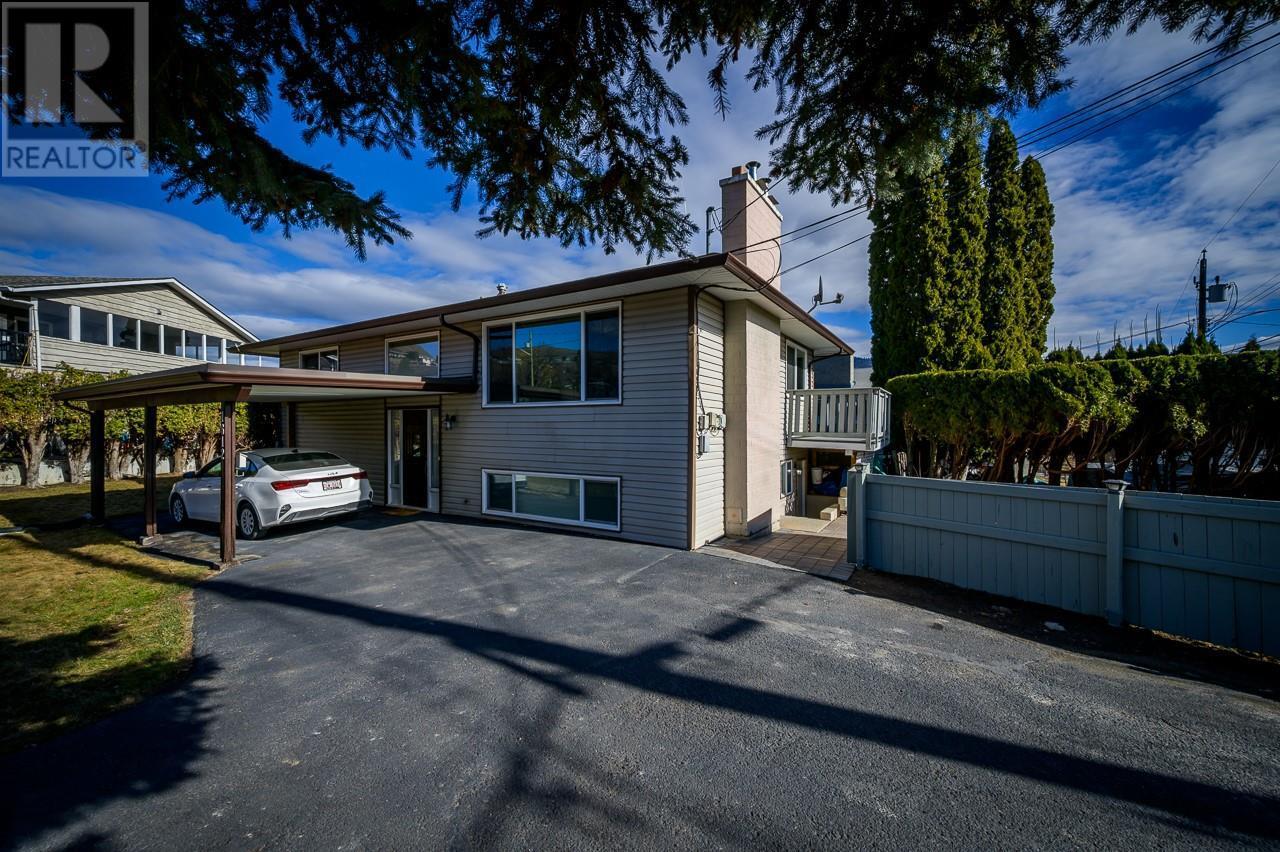 1612 Sheridan Drive  Kamloops BC V2B 6A9 photo