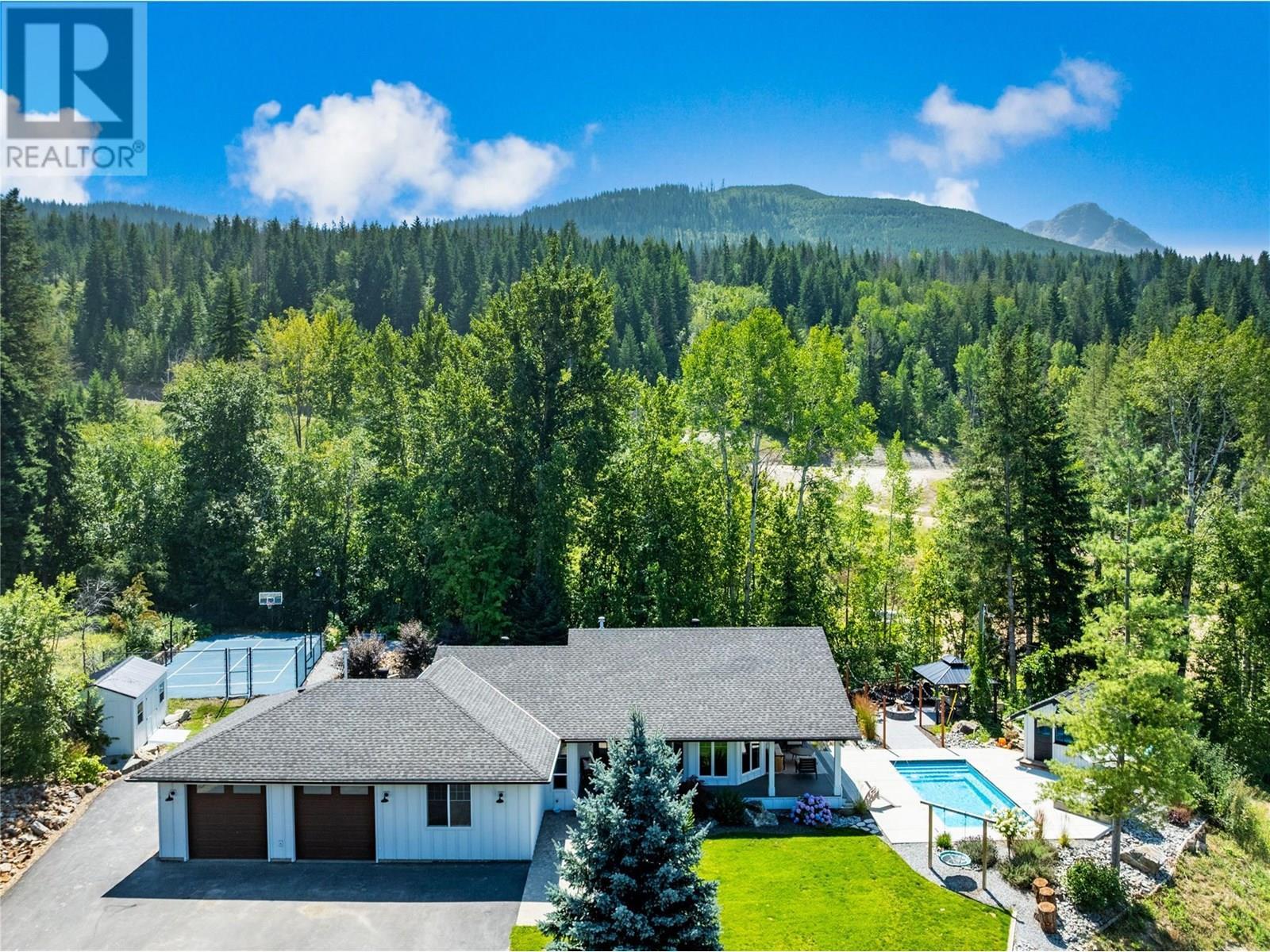 1800 Foothill Road Southwest  Salmon Arm BC V1E 1L7 photo