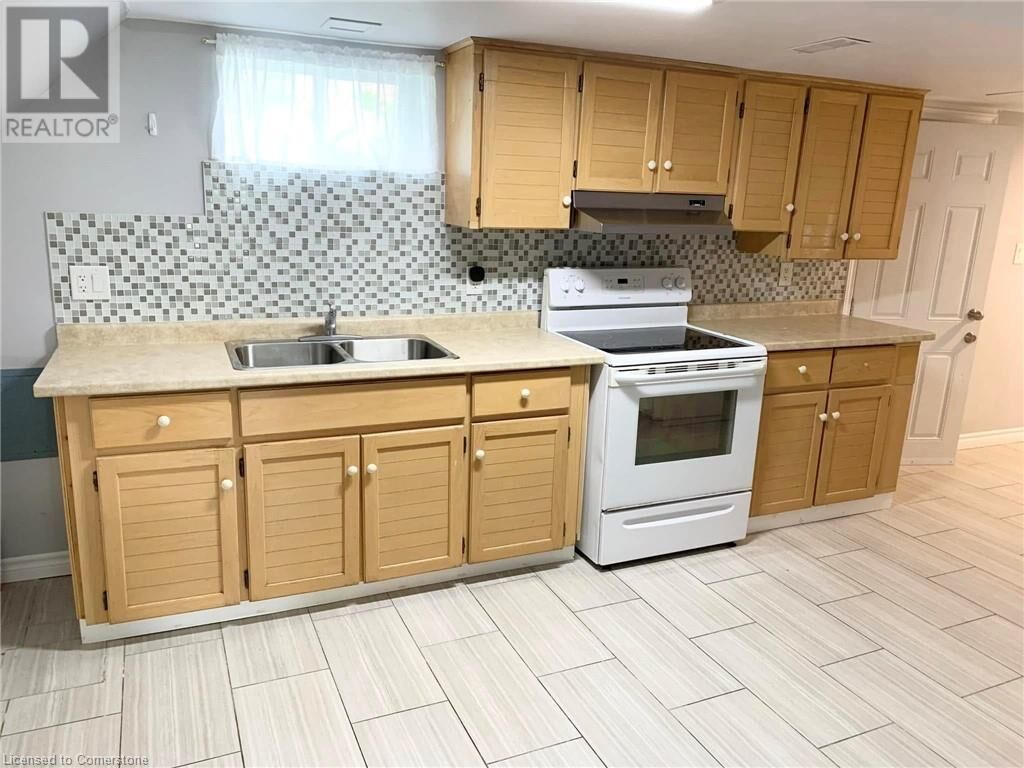 Property Photo:  563 Frederick Street B  ON N2B 2A7 
