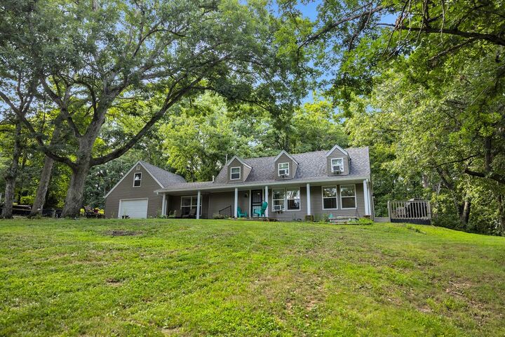 2330 S Shores Drive  Decatur IL 62521 photo