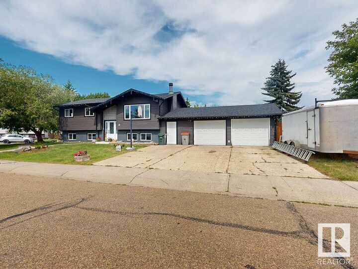 12 Garden Valley Drive  Stony Plain AB T7Z 1H6 photo