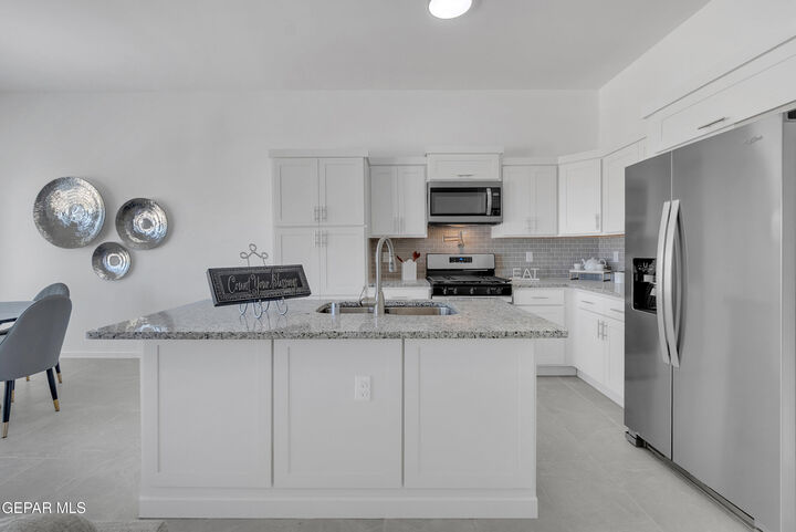 Property Photo:  3853 Peak Place  TX 79938 