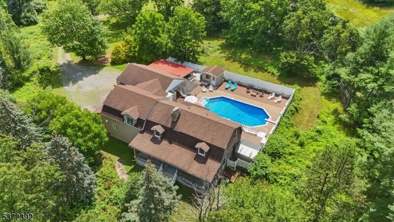 Property Photo: 17 E Dreahook Rd NJ 08889