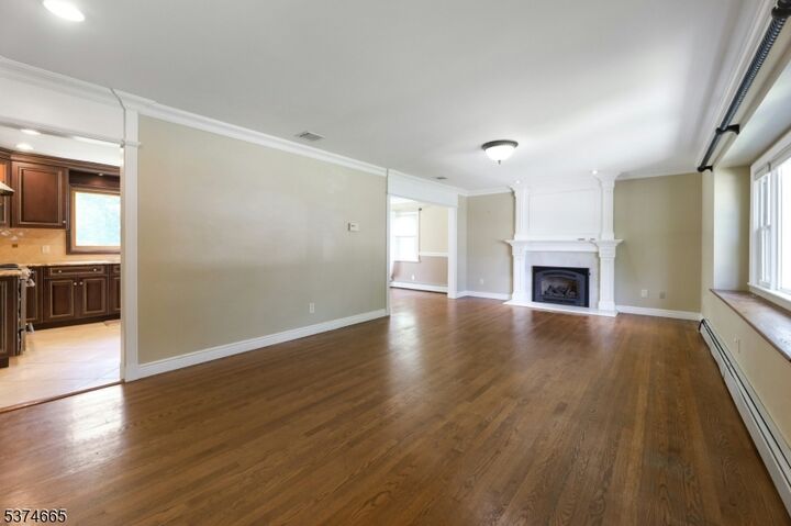 Property Photo: 161 Jeffer Ct NJ 07450