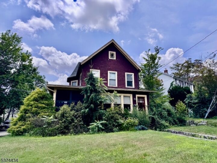 Property Photo:  75 Kiel Ave  NJ 07405 
