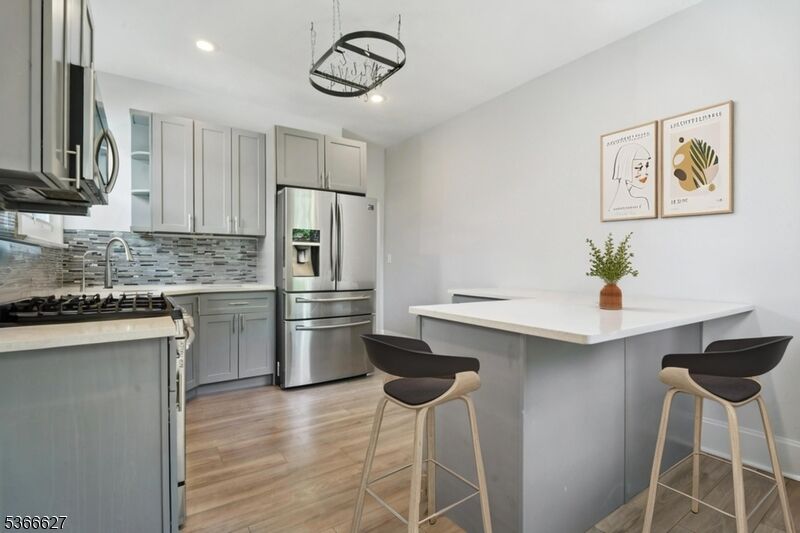 Property Photo: 137 Sanford St NJ 07018