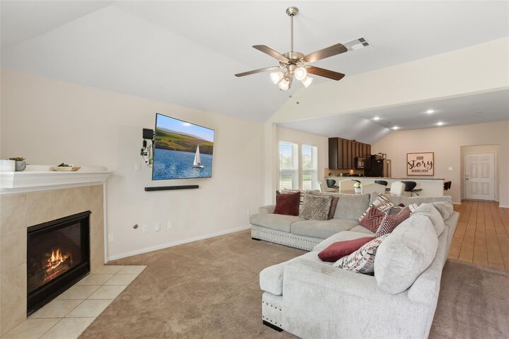 Property Photo: 2510 Crisp Apple Way TX 77545