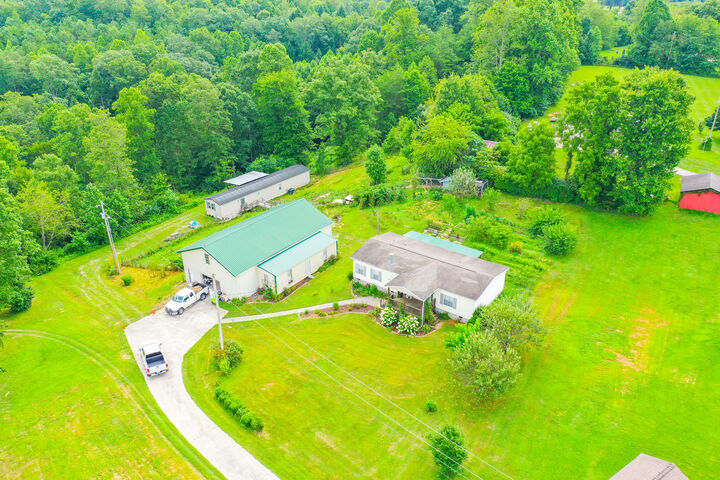 Property Photo:  728 Little Arthur Ridge Road  KY 40729 