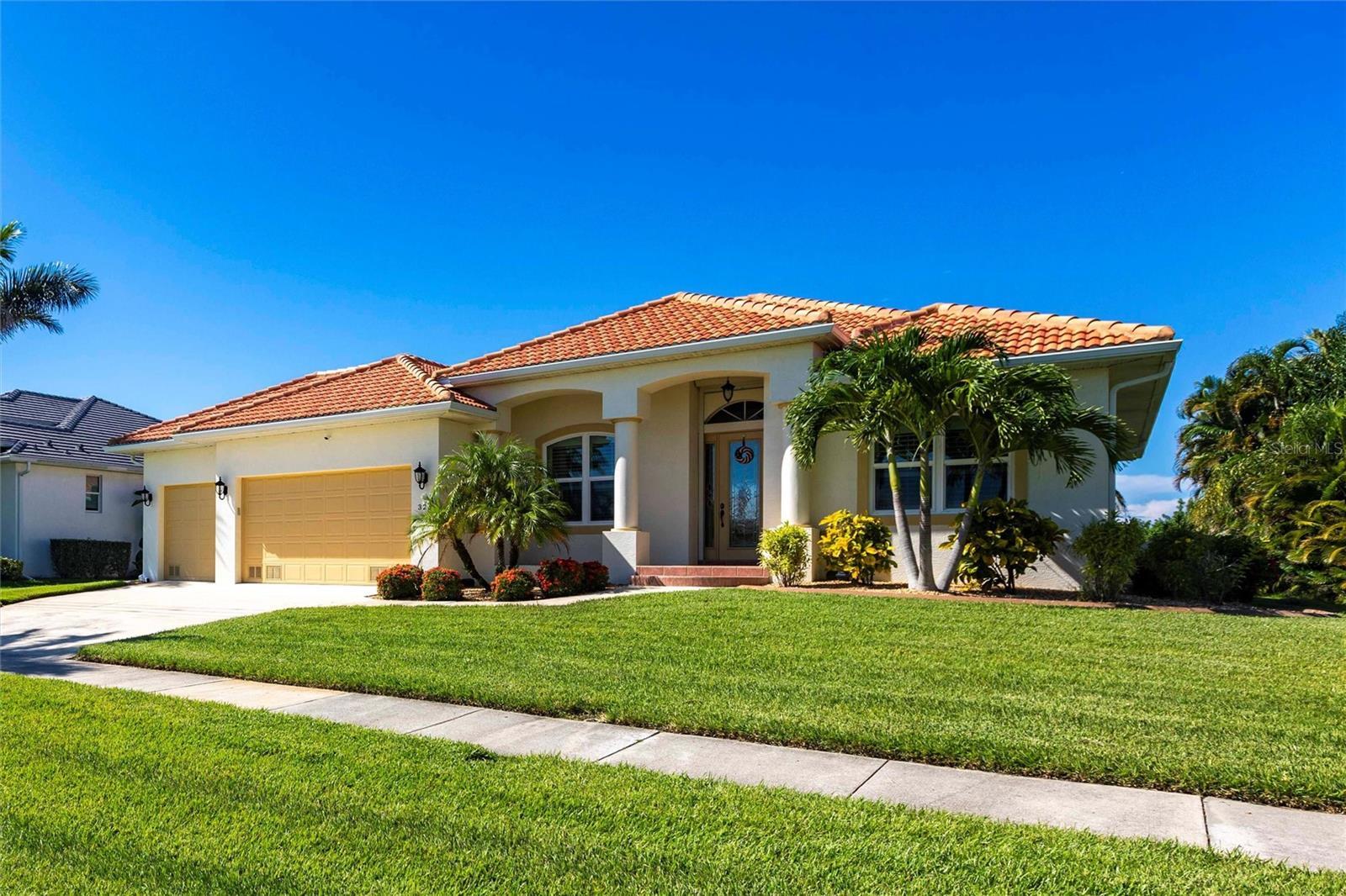 Property Photo: 325 Madrid Boulevard FL 33950
