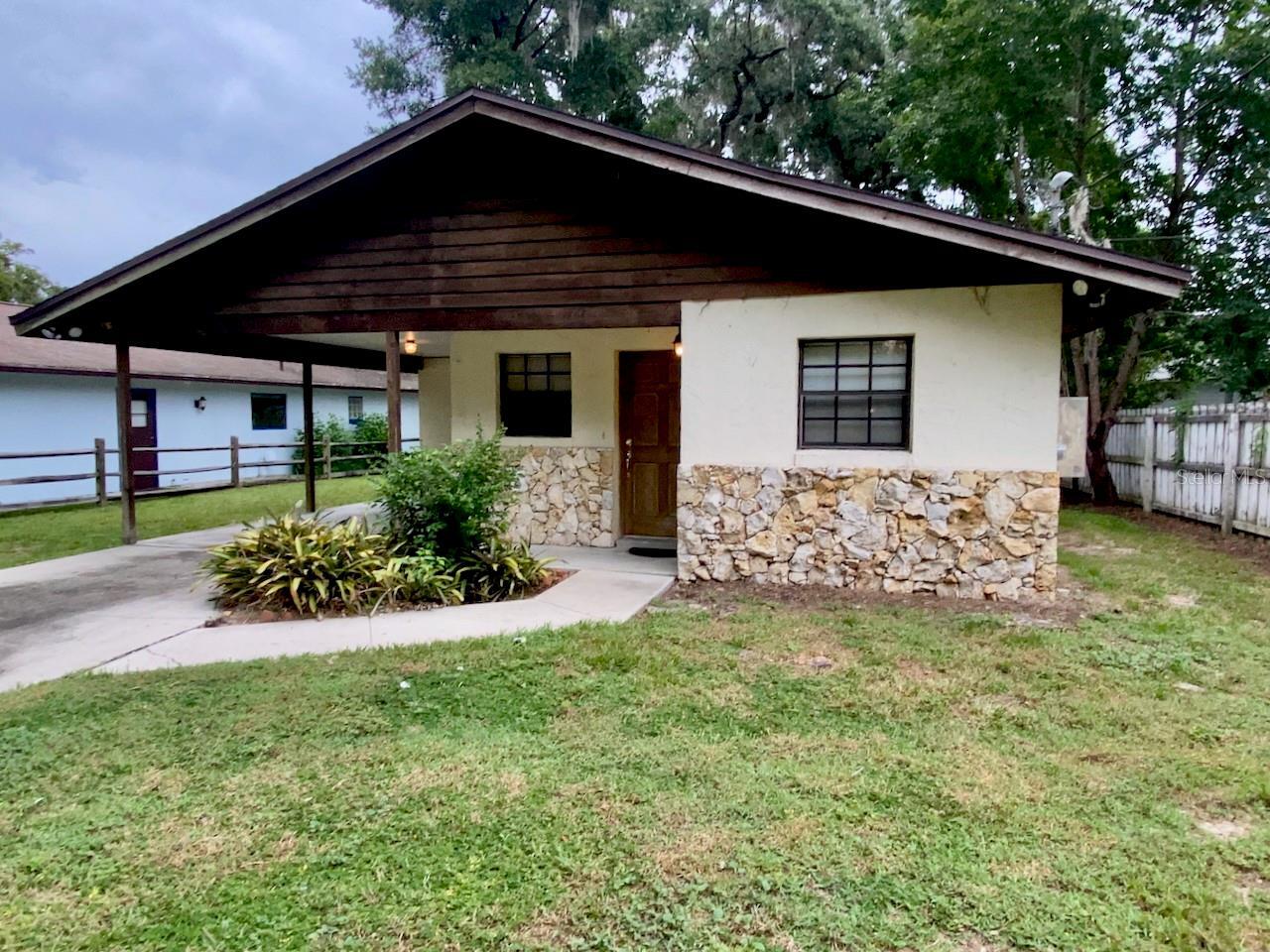 Property Photo: 30848 Deal Drive FL 32776