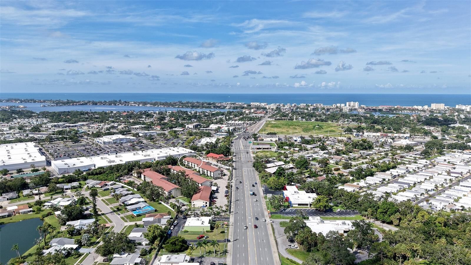 Property Photo: 2220 Stickney Point Rd 519 FL 34231
