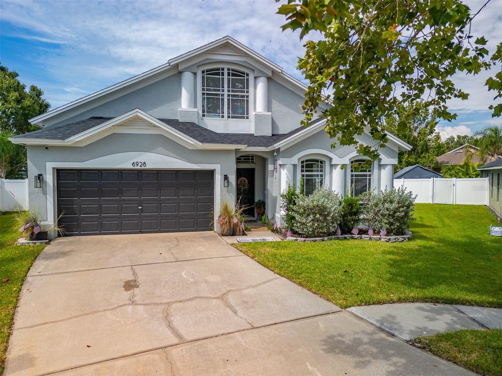 Property Photo:  6928 Bluff Meadow Court  FL 33545 